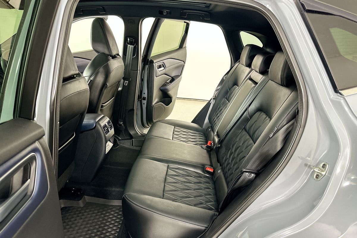 2024 Nissan QASHQAI TI 2-TONE J12 MY24