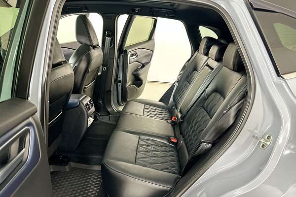 2024 Nissan QASHQAI TI 2-TONE J12 MY24