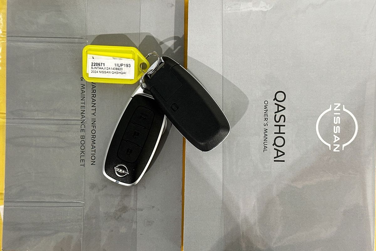 2024 Nissan QASHQAI TI 2-TONE J12 MY24