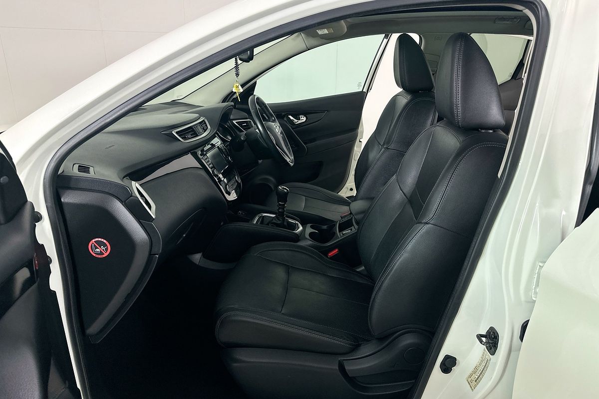 2014 Nissan QASHQAI Ti J11