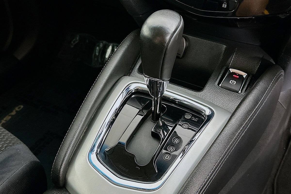 2015 Nissan QASHQAI ST J11