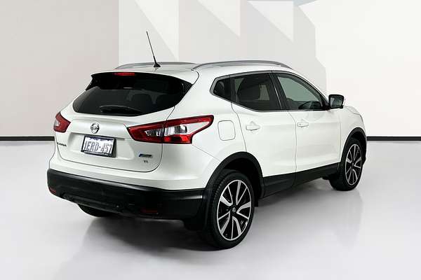 2015 Nissan QASHQAI Ti J11