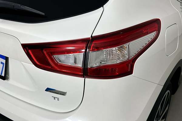 2015 Nissan QASHQAI Ti J11