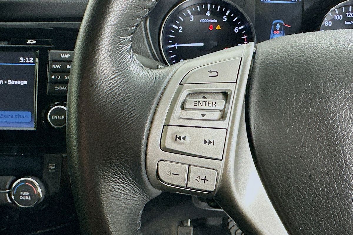 2014 Nissan X-TRAIL ST-L (FWD) T32
