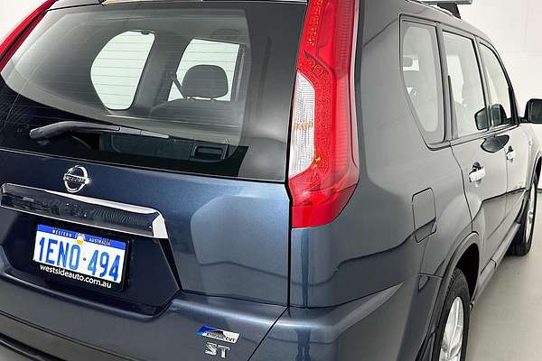 2011 Nissan X-TRAIL ST T31