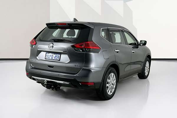 2017 Nissan X-TRAIL ST (FWD) T32