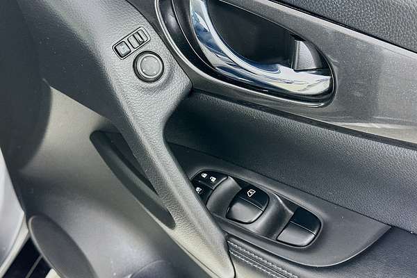 2017 Nissan X-TRAIL ST (FWD) T32