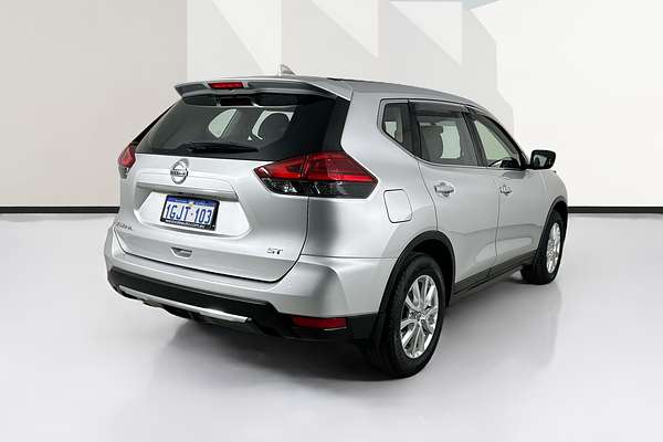 2017 Nissan X-TRAIL ST (FWD) T32