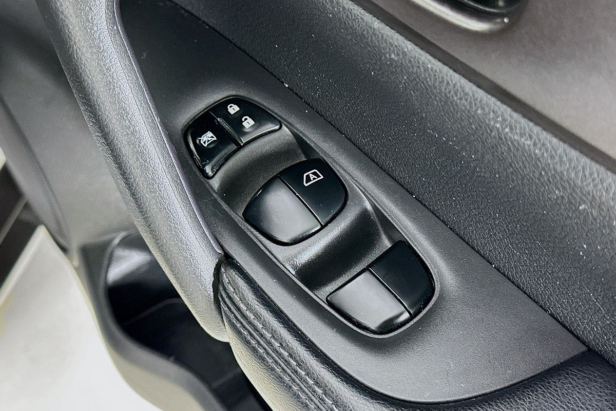 2014 Nissan X-TRAIL ST (FWD) T32