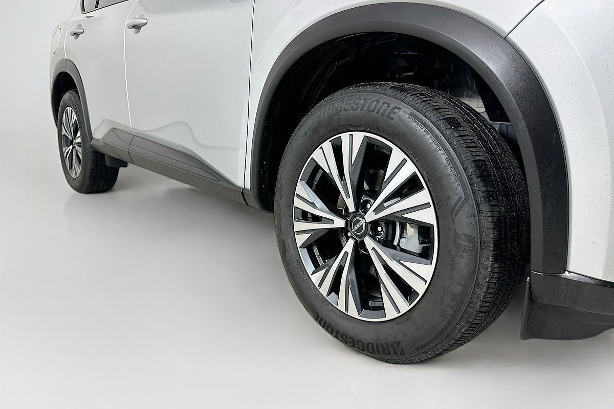 2024 Nissan X-TRAIL ST-L T33