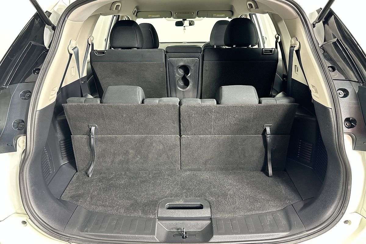 2022 Nissan X-TRAIL ST 7 SEAT (2WD) T32 MY22