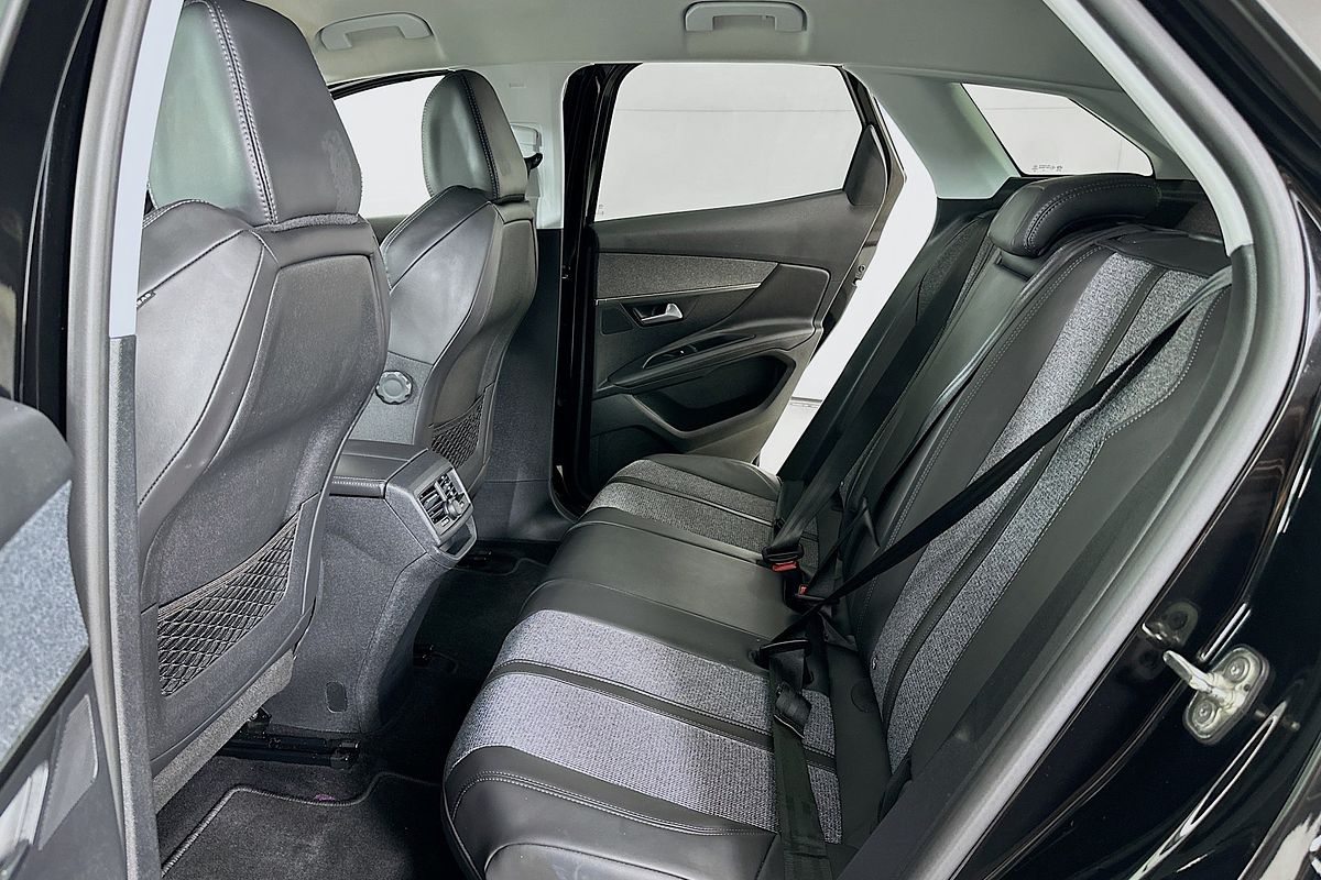 2019 Peugeot 3008 Allure P84