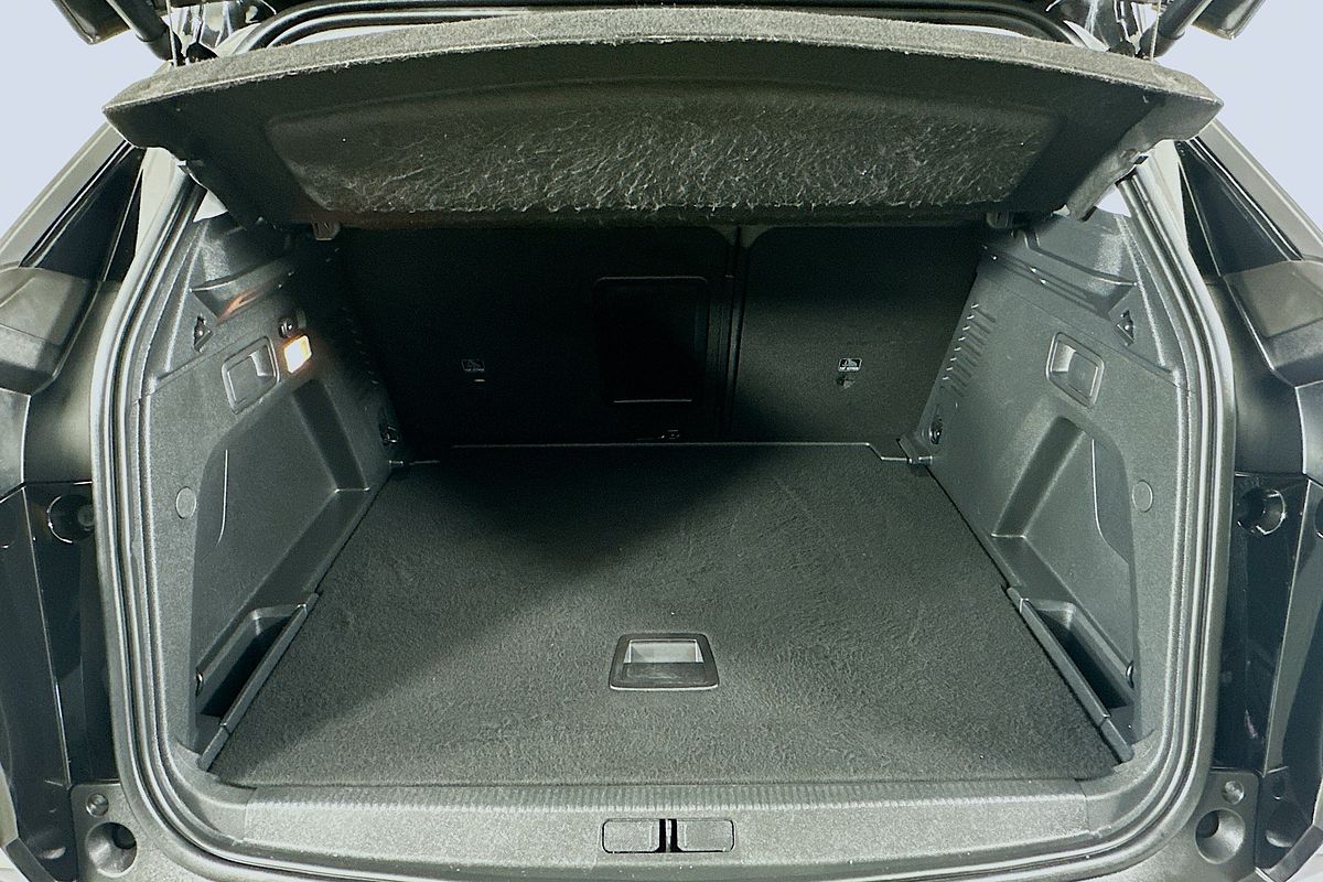 2019 Peugeot 3008 Allure P84