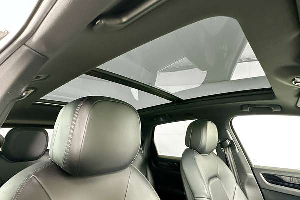 2019 Porsche CAYENNE  9YA MY19