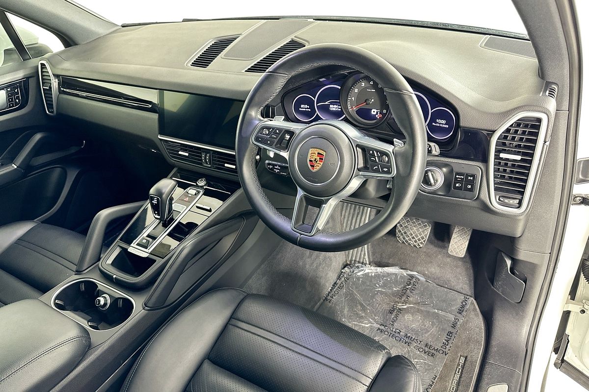 2019 Porsche CAYENNE  9YA MY19