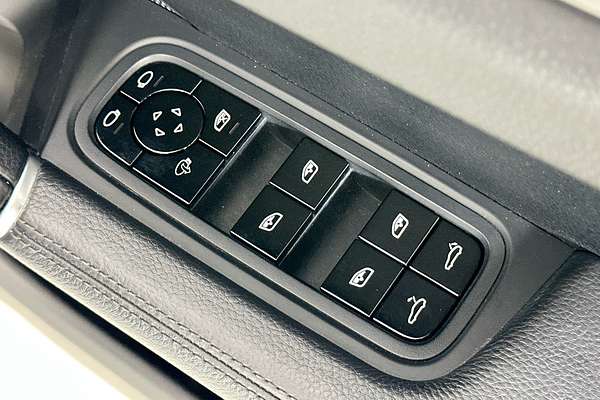 2019 Porsche CAYENNE  9YA MY19