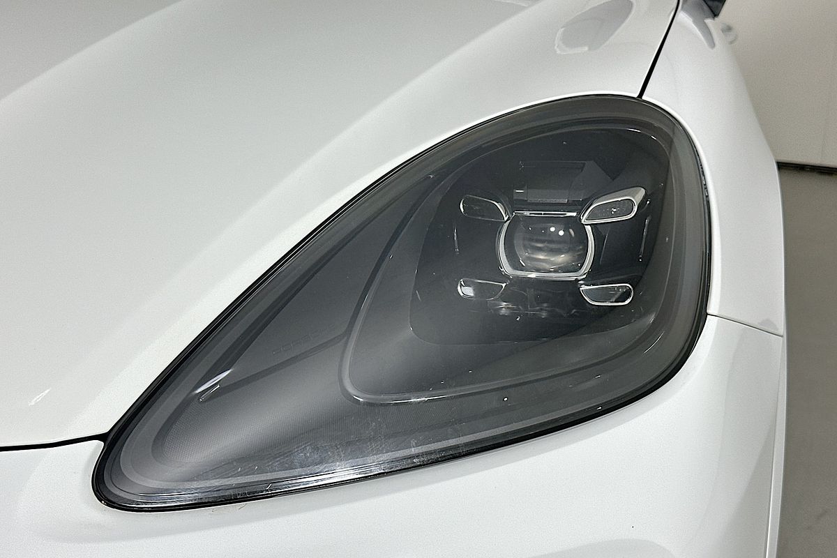 2019 Porsche CAYENNE  9YA MY19