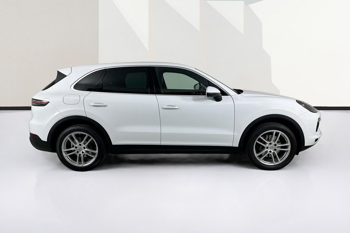 2020 Porsche CAYENNE  9YA MY20