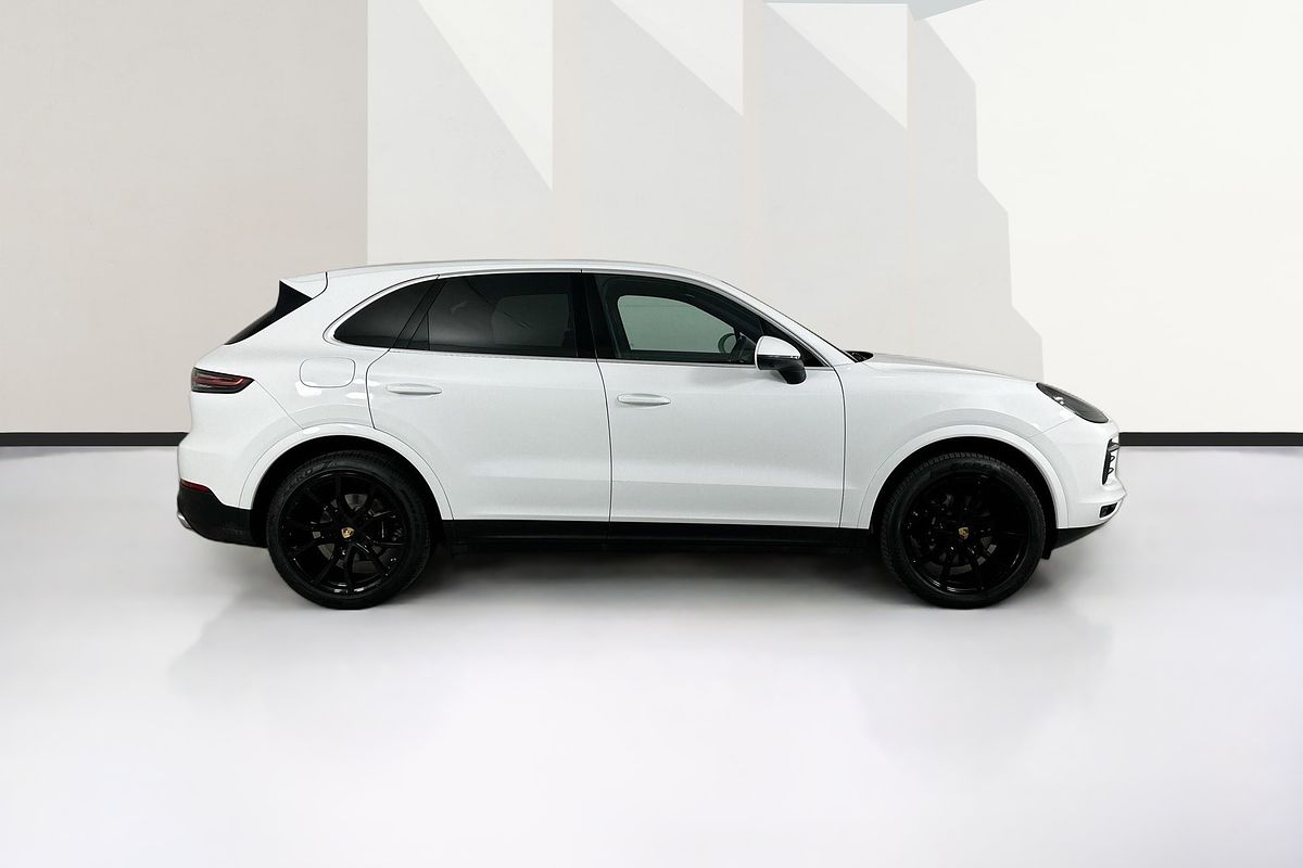 2019 Porsche CAYENNE  9YA MY19