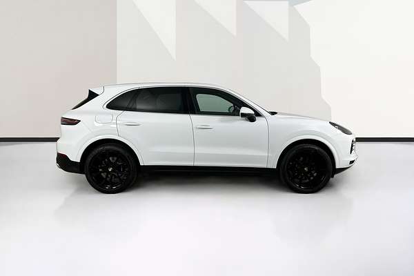2019 Porsche CAYENNE  9YA MY19
