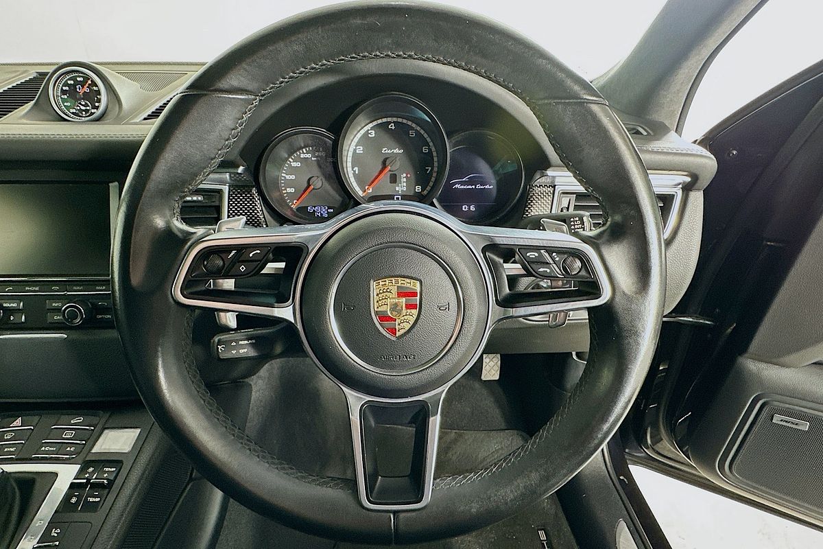 2015 Porsche MACAN TURBO MY15