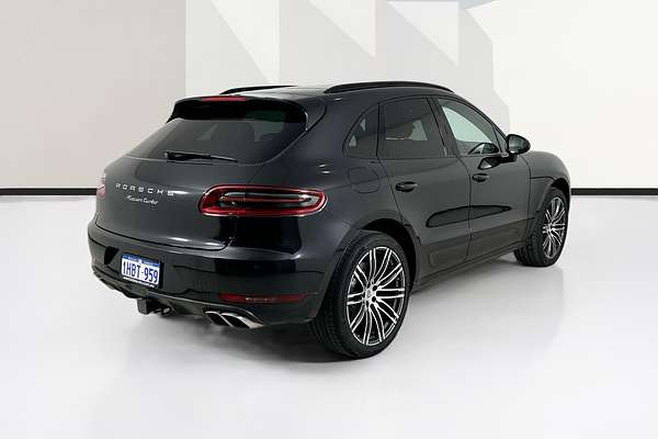 2015 Porsche MACAN TURBO MY15