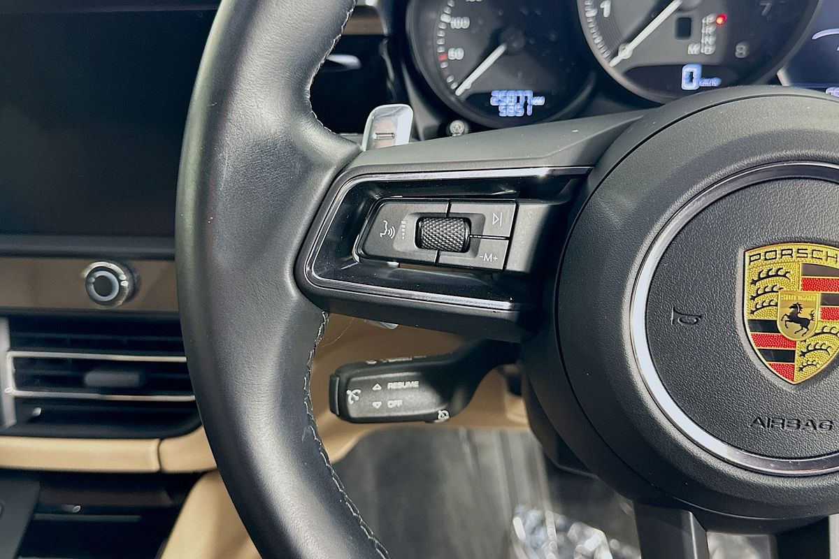 2022 Porsche MACAN  95B MY22