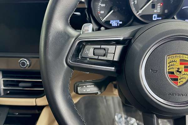 2022 Porsche MACAN  95B MY22