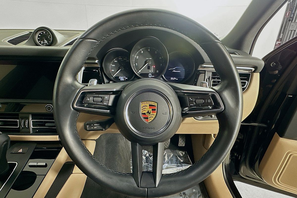 2022 Porsche MACAN  95B MY22