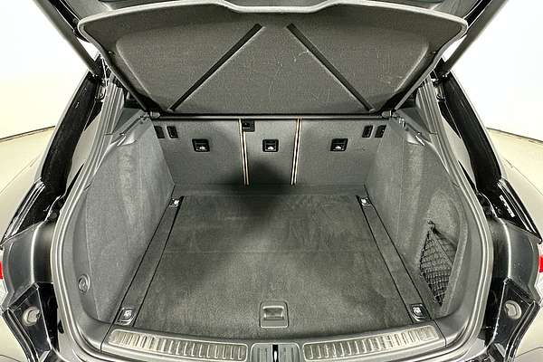2022 Porsche MACAN  95B MY22