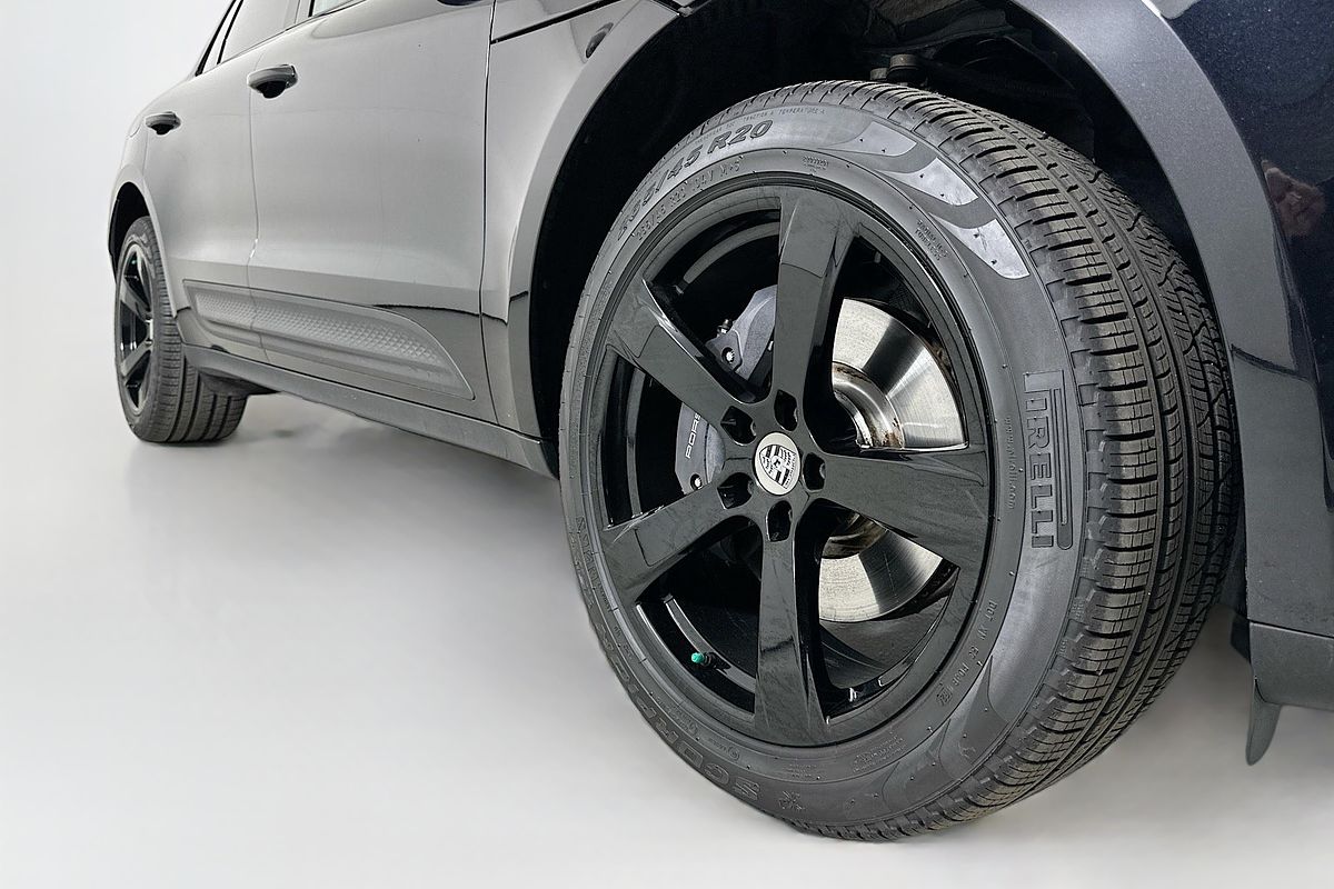 2022 Porsche MACAN  95B MY22