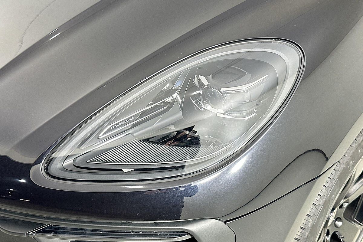 2022 Porsche MACAN  95B MY22