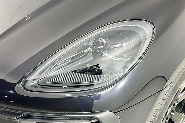 2022 Porsche MACAN  95B MY22