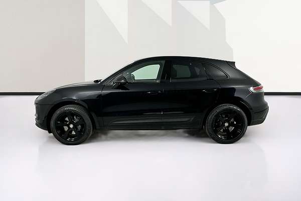 2022 Porsche MACAN  95B MY22