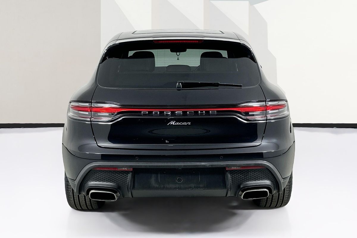 2022 Porsche MACAN  95B MY22