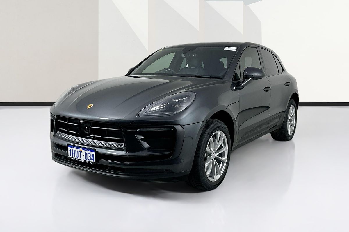 2023 Porsche MACAN  95B MY23