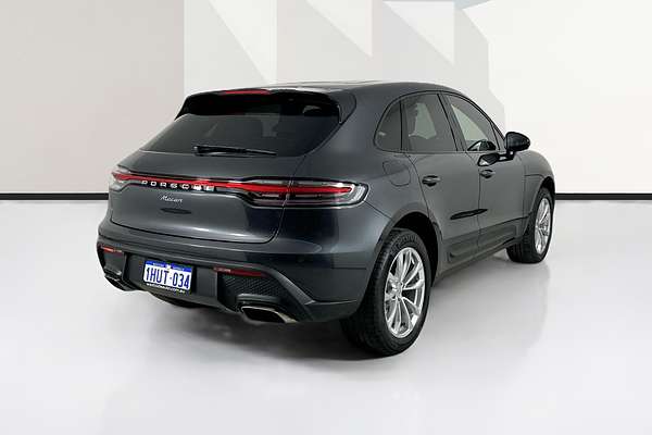 2023 Porsche MACAN  95B MY23