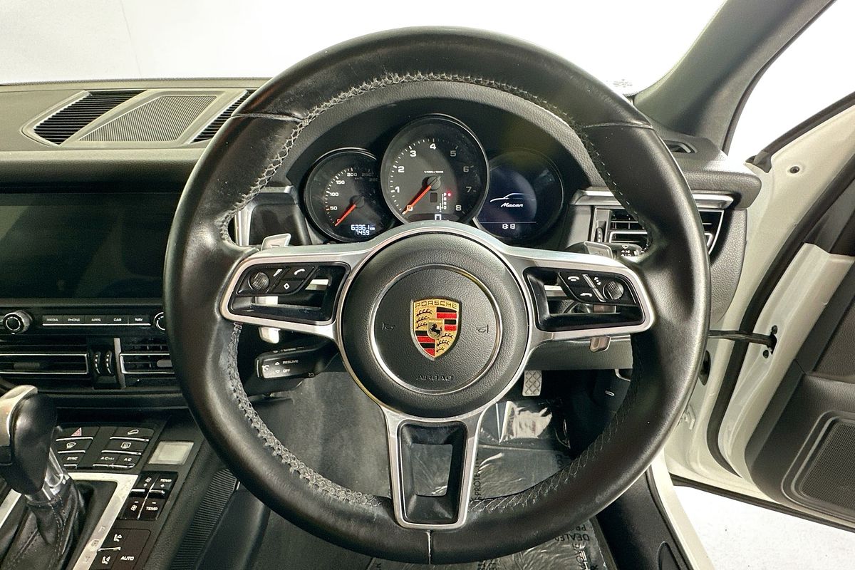 2020 Porsche MACAN  95B MY20