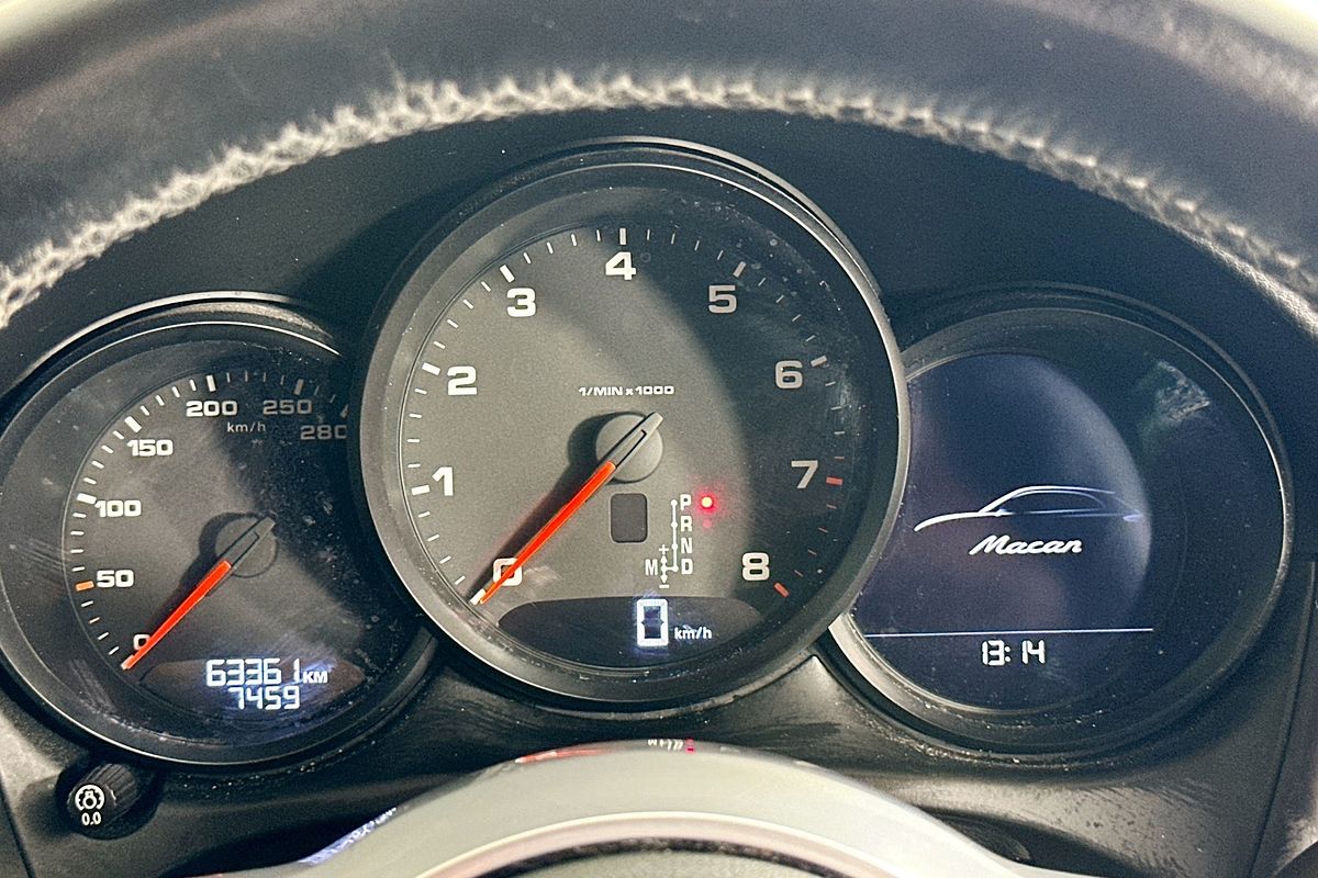 2020 Porsche MACAN  95B MY20