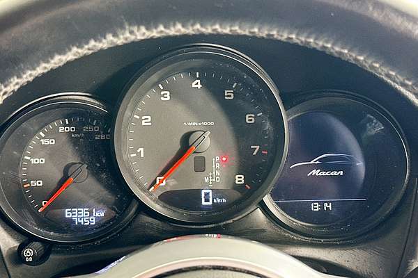 2020 Porsche MACAN  95B MY20