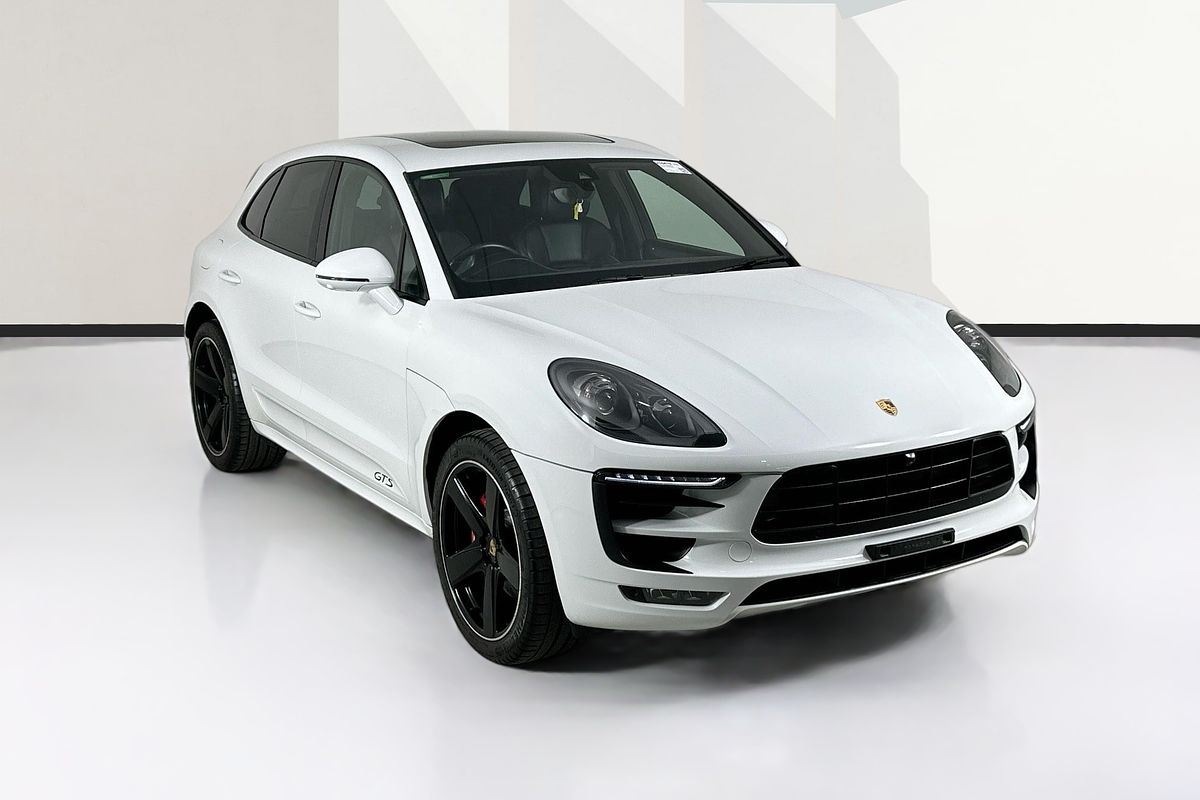 2017 Porsche MACAN GTS 95B MY18