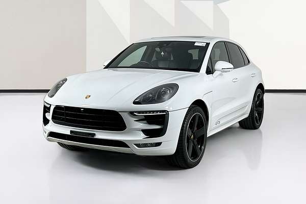 2017 Porsche MACAN GTS 95B MY18