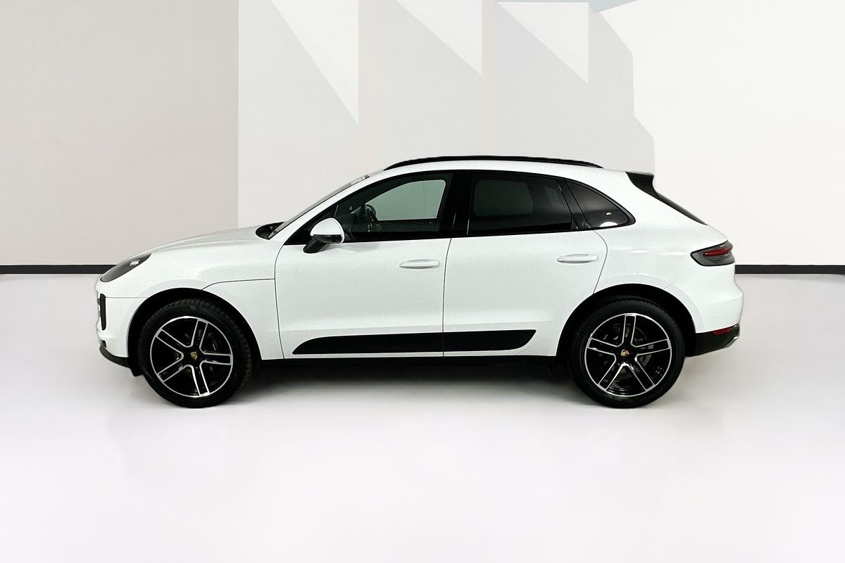 2020 Porsche MACAN  95B MY20