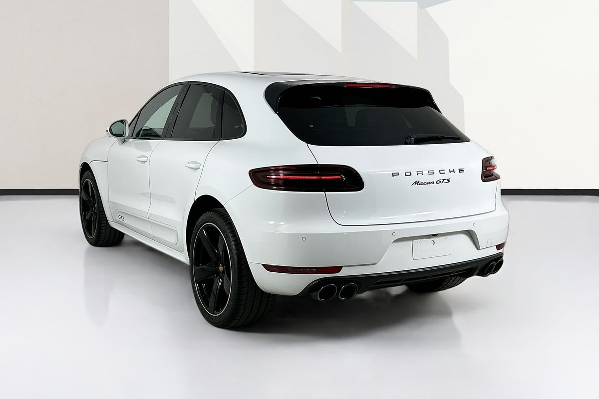 2017 Porsche MACAN GTS 95B MY18