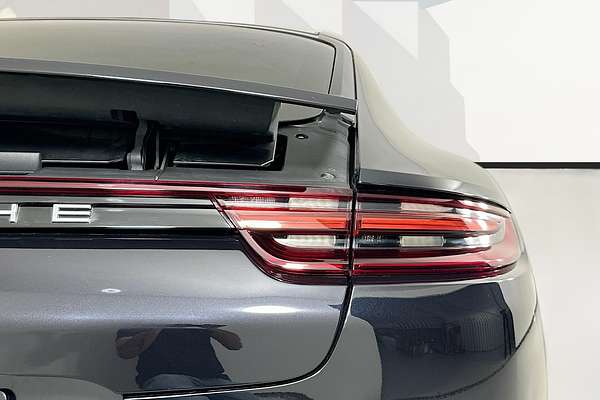 2018 Porsche Panamera  97A MY18