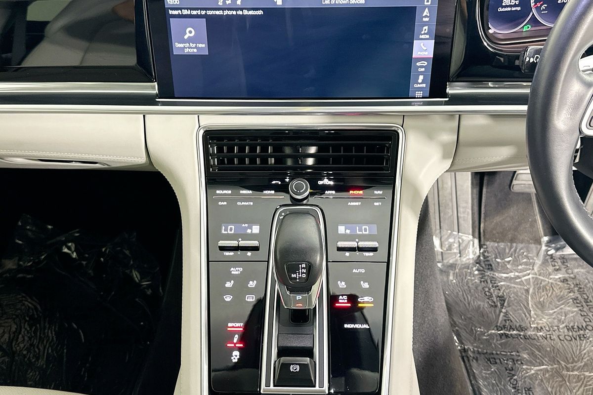 2018 Porsche Panamera  97A MY18