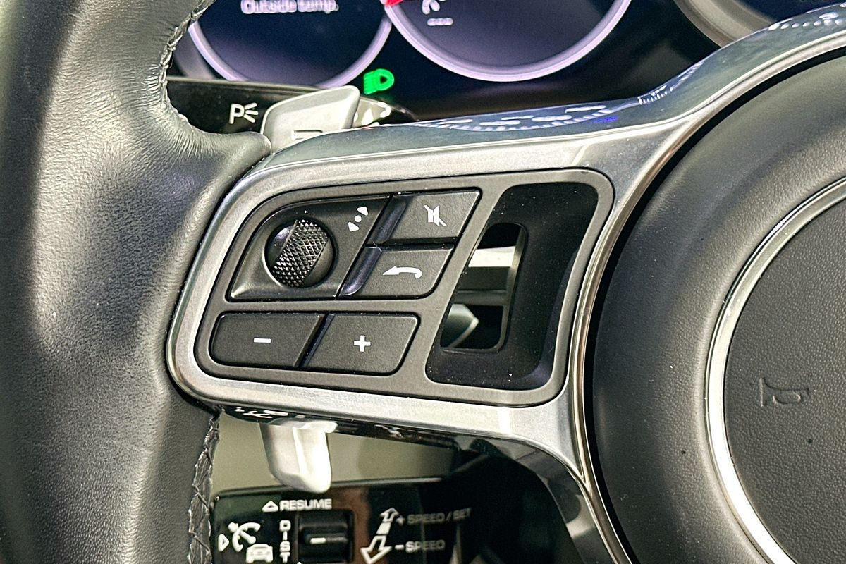 2018 Porsche Panamera  97A MY18