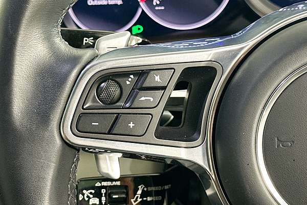 2018 Porsche Panamera  97A MY18