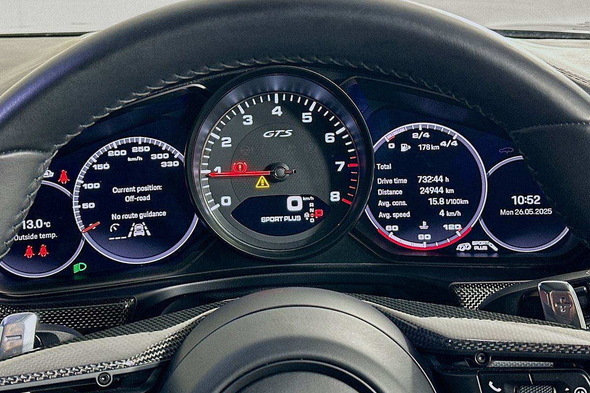 2022 Porsche Panamera GTS 971