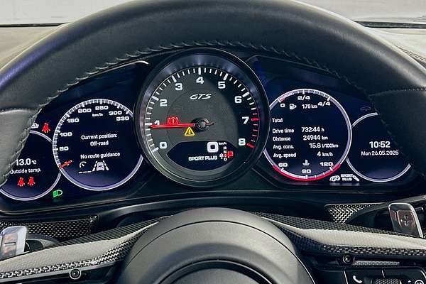 2022 Porsche Panamera GTS 971